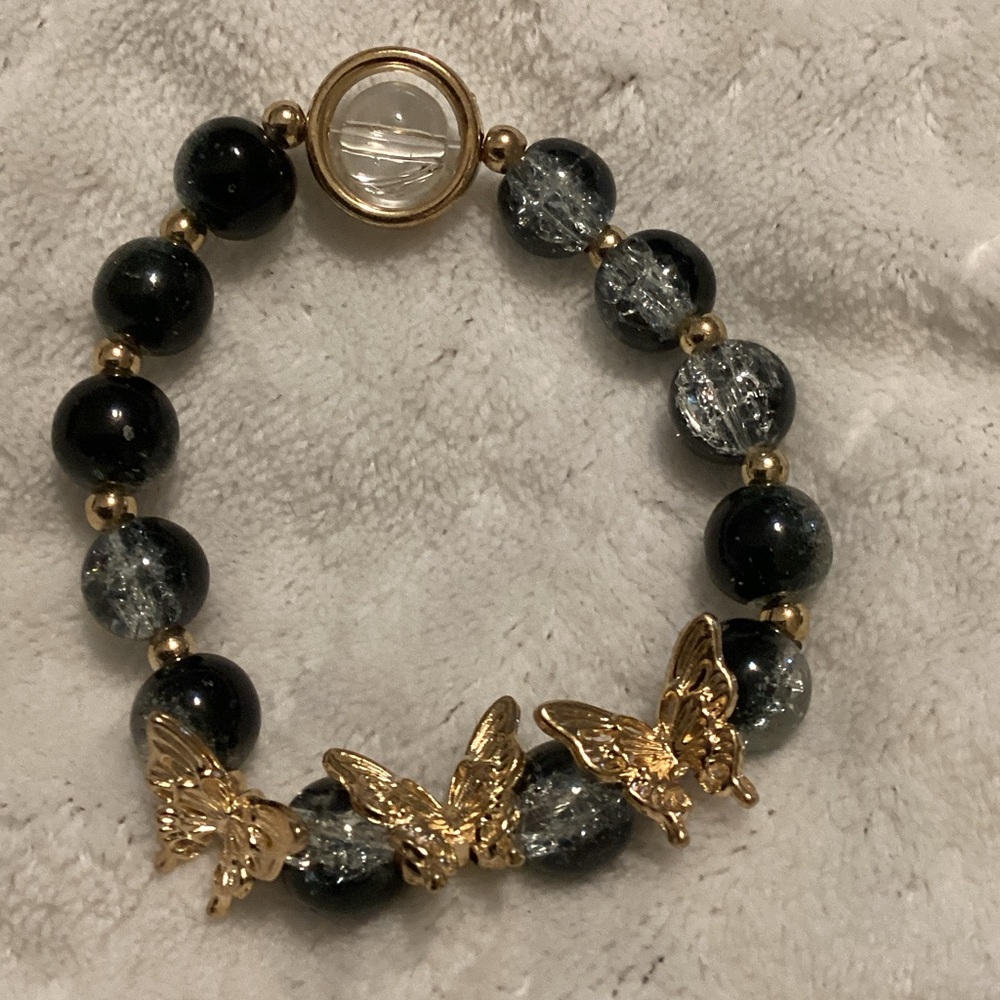 Elegant Gold and Black Butterfly Bracelet - Picture 5 of 5